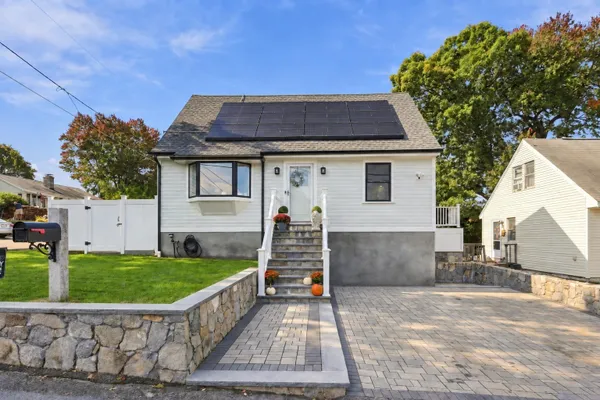 106 VIRGINIA AVE