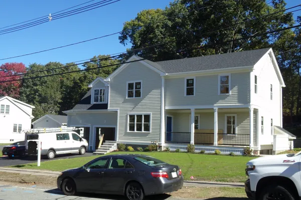 27 GERALDINE DR