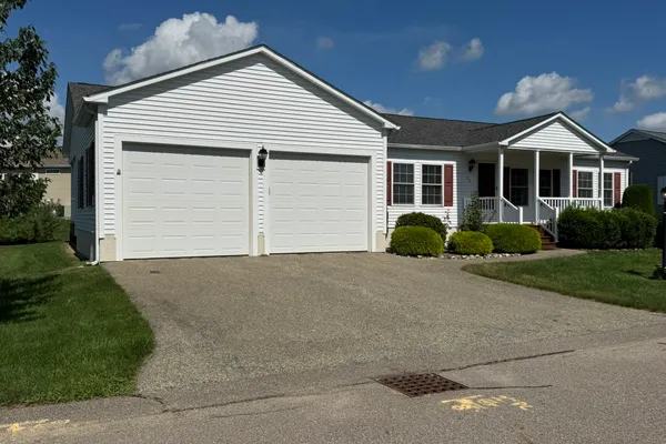 22 BROOKSTONE DR