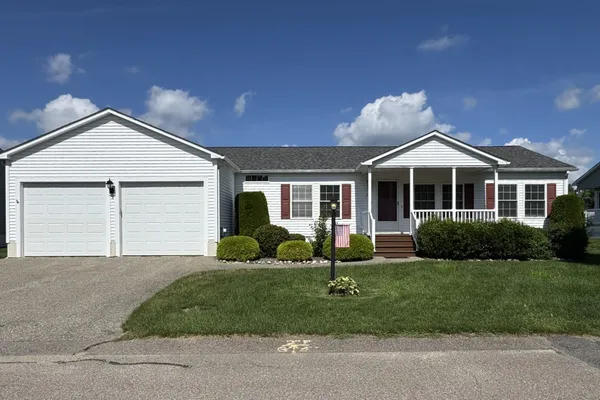 22 BROOKSTONE DR