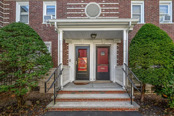 34 NEWMAN RD 34