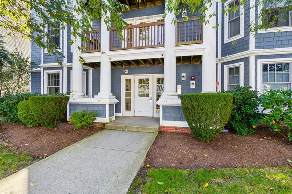 15 WHIPPLE AVE 1