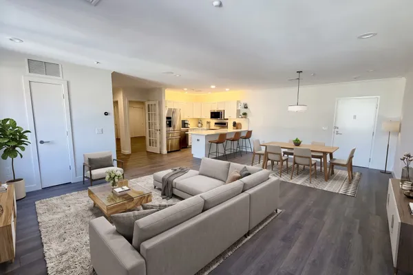 99 CHESTNUT HILL AVE 305