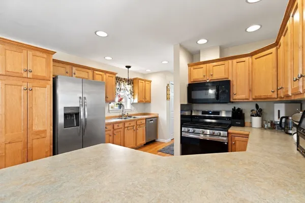 21 HEMLOCK DR 21