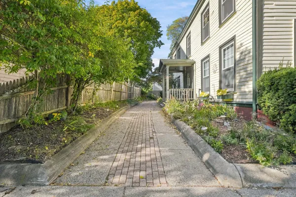 75 NAHANT ST