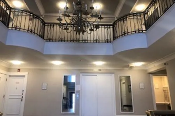 285 LYNN SHORE DR 409