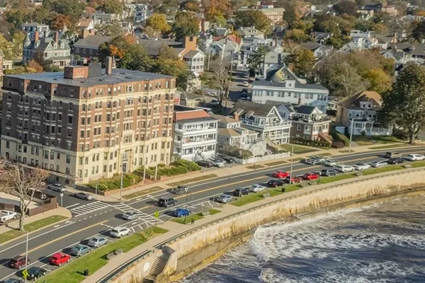 285 LYNN SHORE DR 409