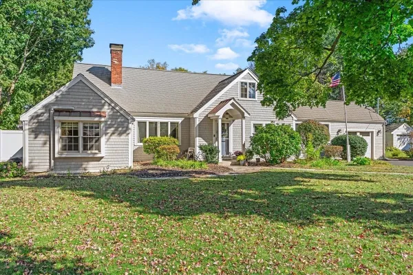 532 HATHERLY RD