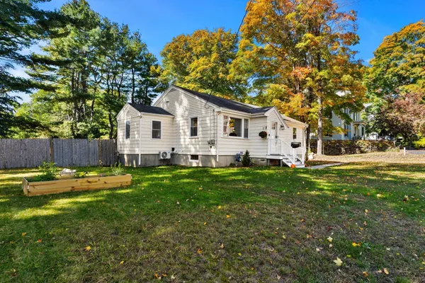 12 NELSON AVE