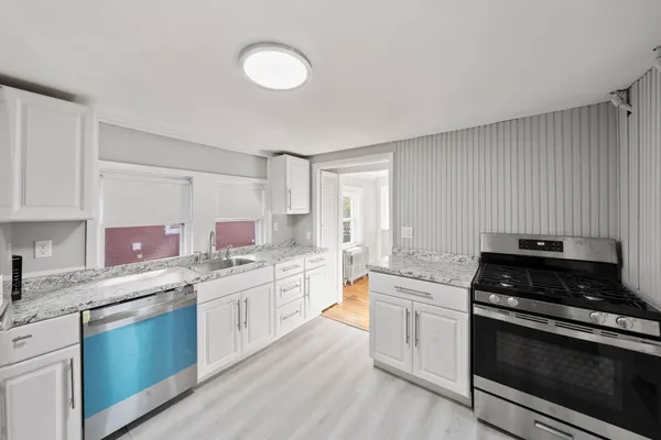 108 PALMER ST