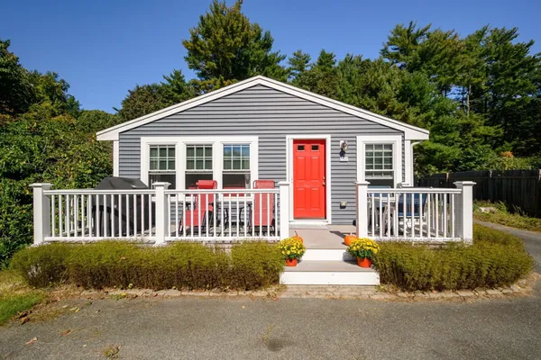 156 MAIN ST