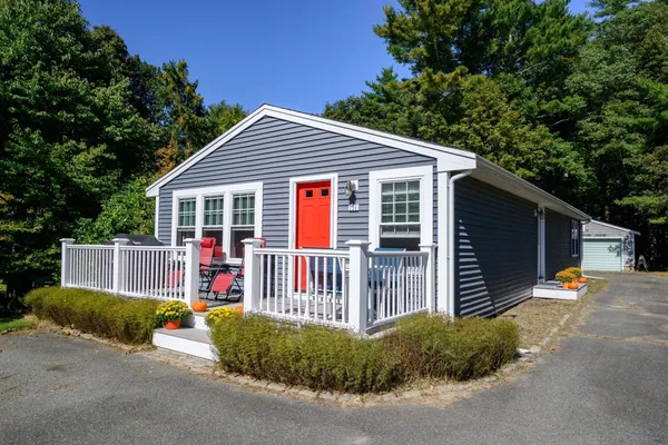 156 MAIN ST