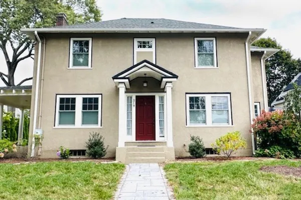 219 HARRIS AVE