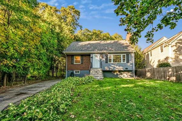 26 BROOKSIDE AVE