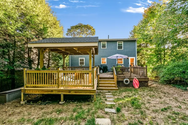 26 BROOKSIDE AVE
