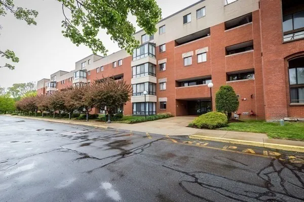 96 OLD COLONY 234