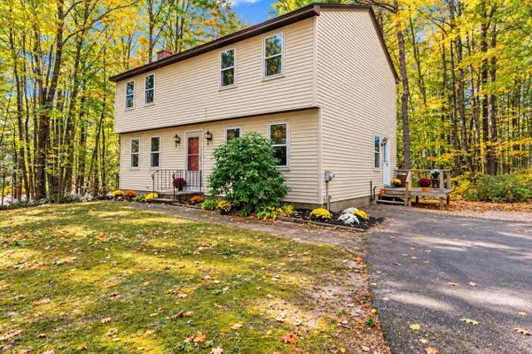 46 COUNTRY RD