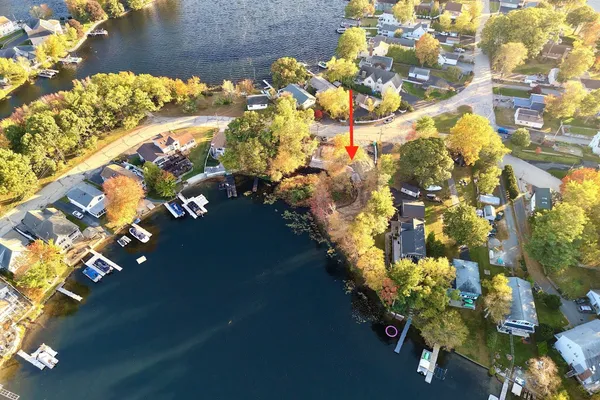 38 BATES POINT RD