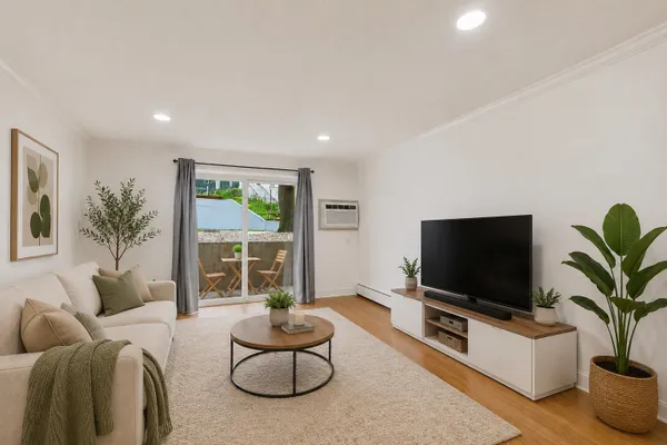70 WARREN AVE 1-4