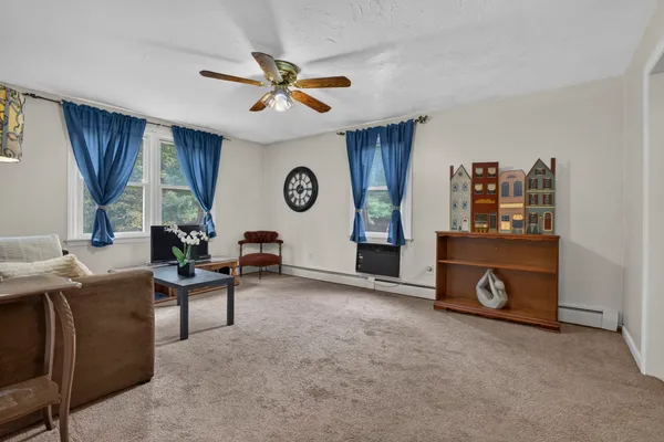 15 LAWRENCE RD 32