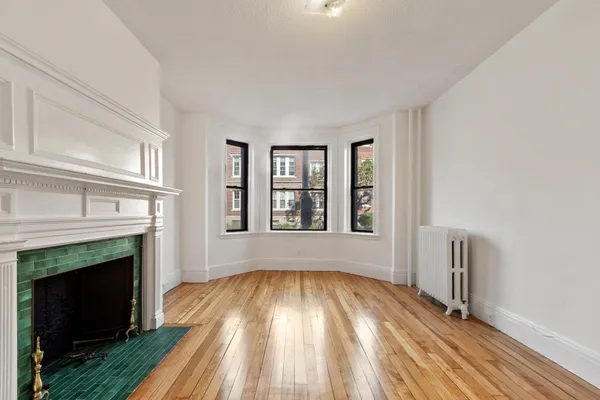 16 GLENVILLE AVE 1