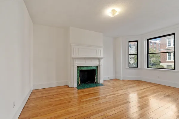16 GLENVILLE AVE 1