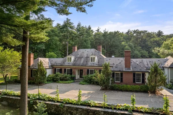 150 POND RD
