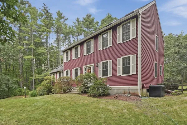 7 TROUT BROOK WAY