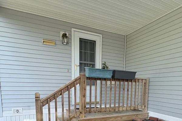 41 POCAHONTAS DR