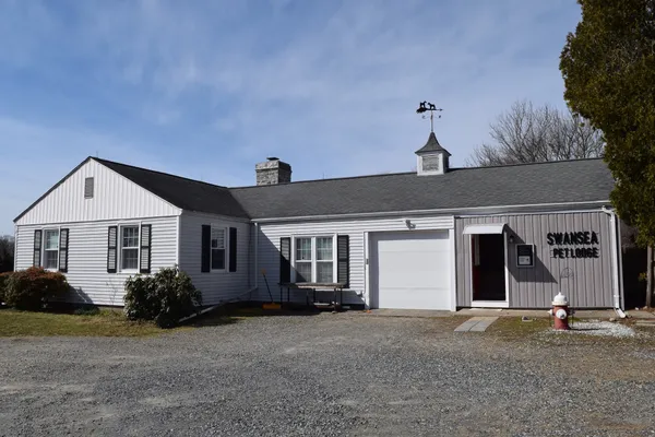 475 CEDAR AVE
