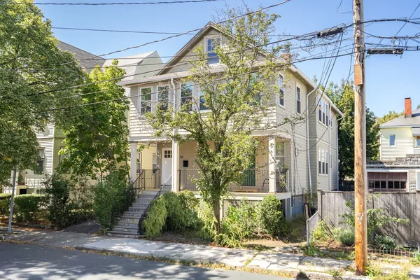 58 BOSTON AVE 58