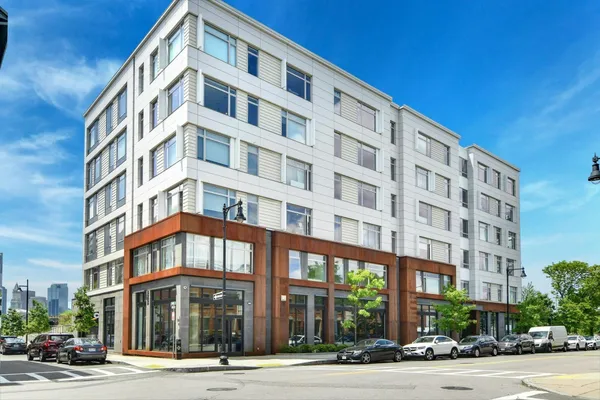 99 SUMNER 408