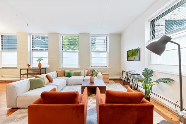 69 HARVEY ST 3