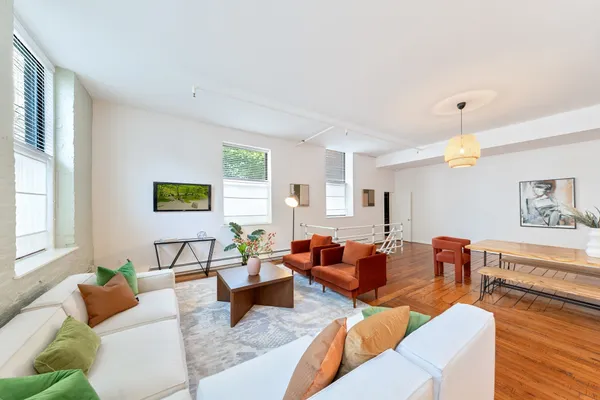 69 HARVEY ST 3