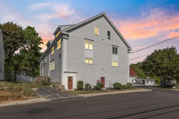 4 MECHANIC ST 1