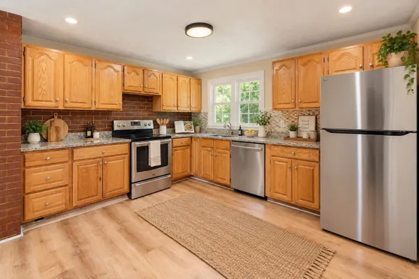 122 ELSIE RD