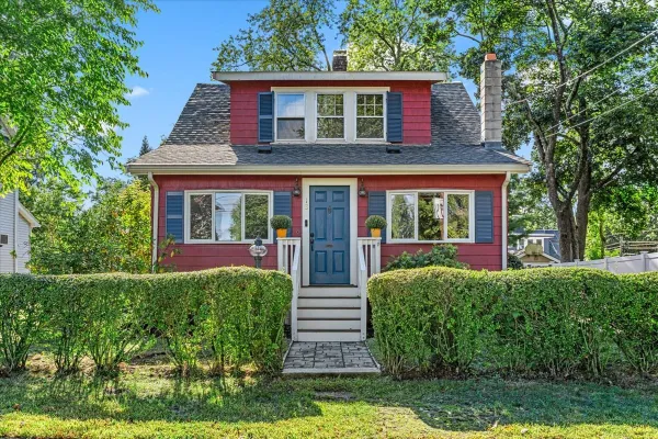 18 FALES RD