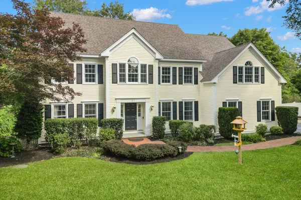 27 MORNINGSIDE DR