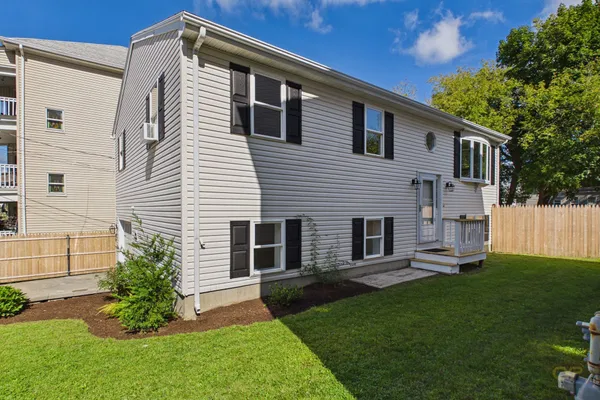 102 VESTAL ST