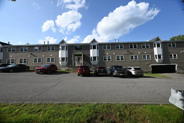 1524 GORHAM ST 106