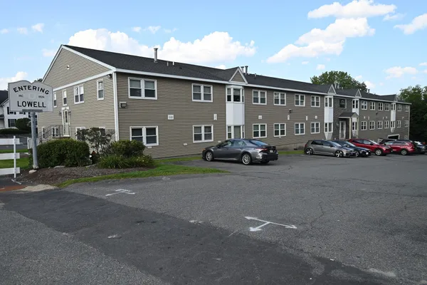 1524 GORHAM ST 106