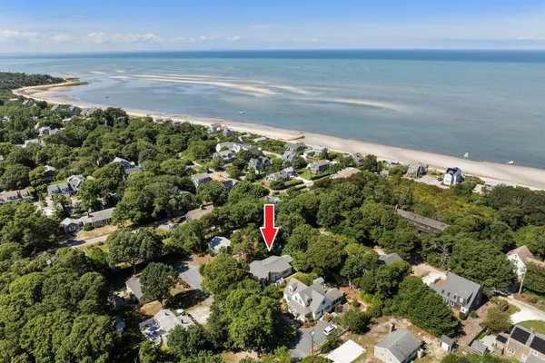 66 ROBERTS RD