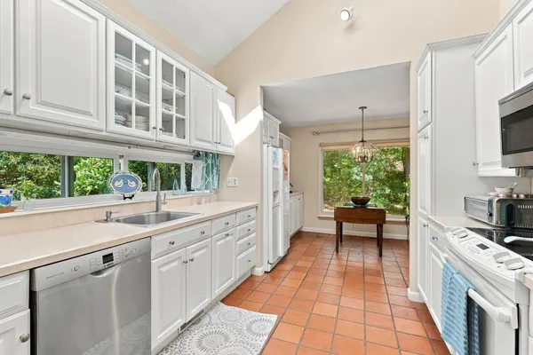 25 TROUT FARM LN 25