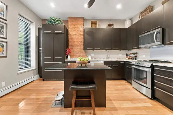 362 COLUMBUS B
