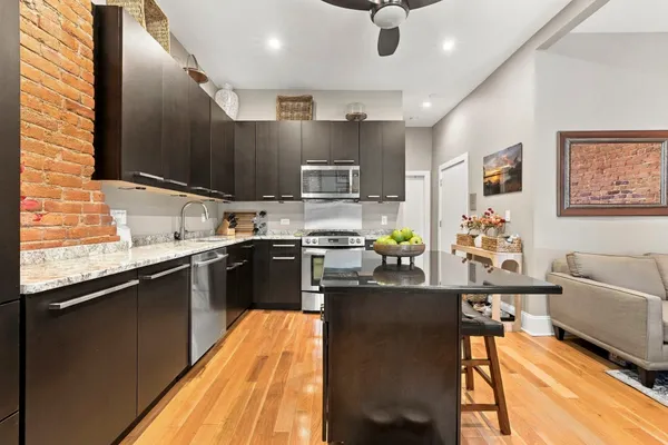 362 COLUMBUS B