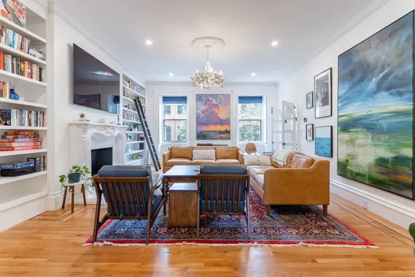 53 MOUNT VERNON ST 3