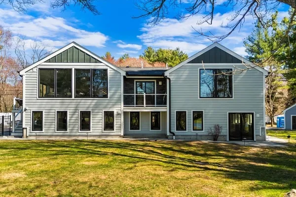 901 RANDOLPH AVE