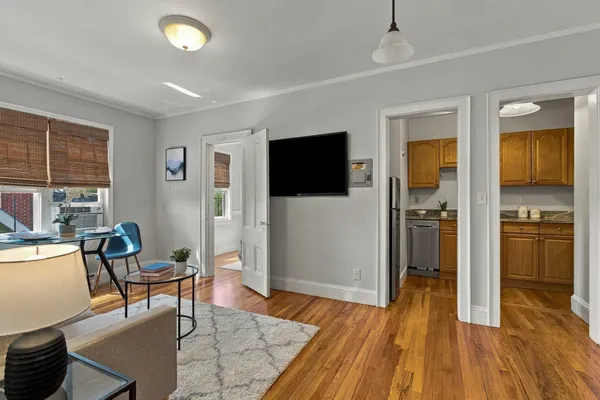 5 HASKELL ST 43
