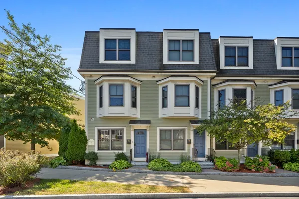 160 GREEN ST 1