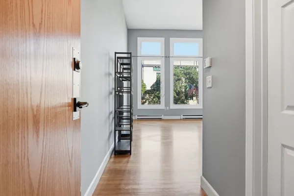 219 CENTRAL ST 2B